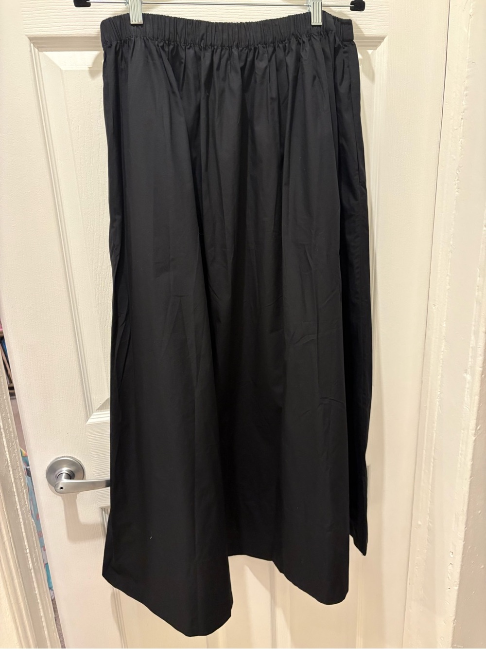NWT Quince 100% Organic Cotton Black Midi Skirt Size Medium Elastic Waist - Picture 6 of 9